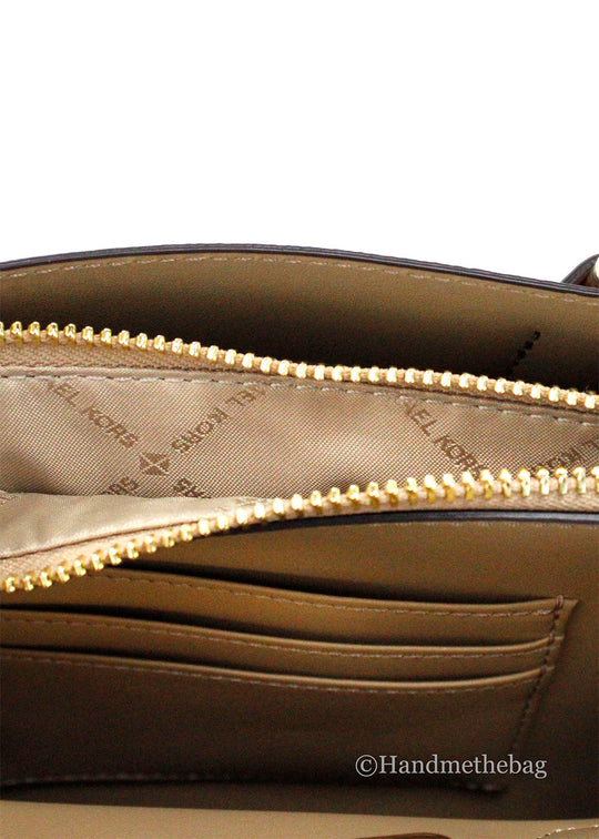 Michael Kors Mercer Medium Pale Gold Messenger Crossbody Bag