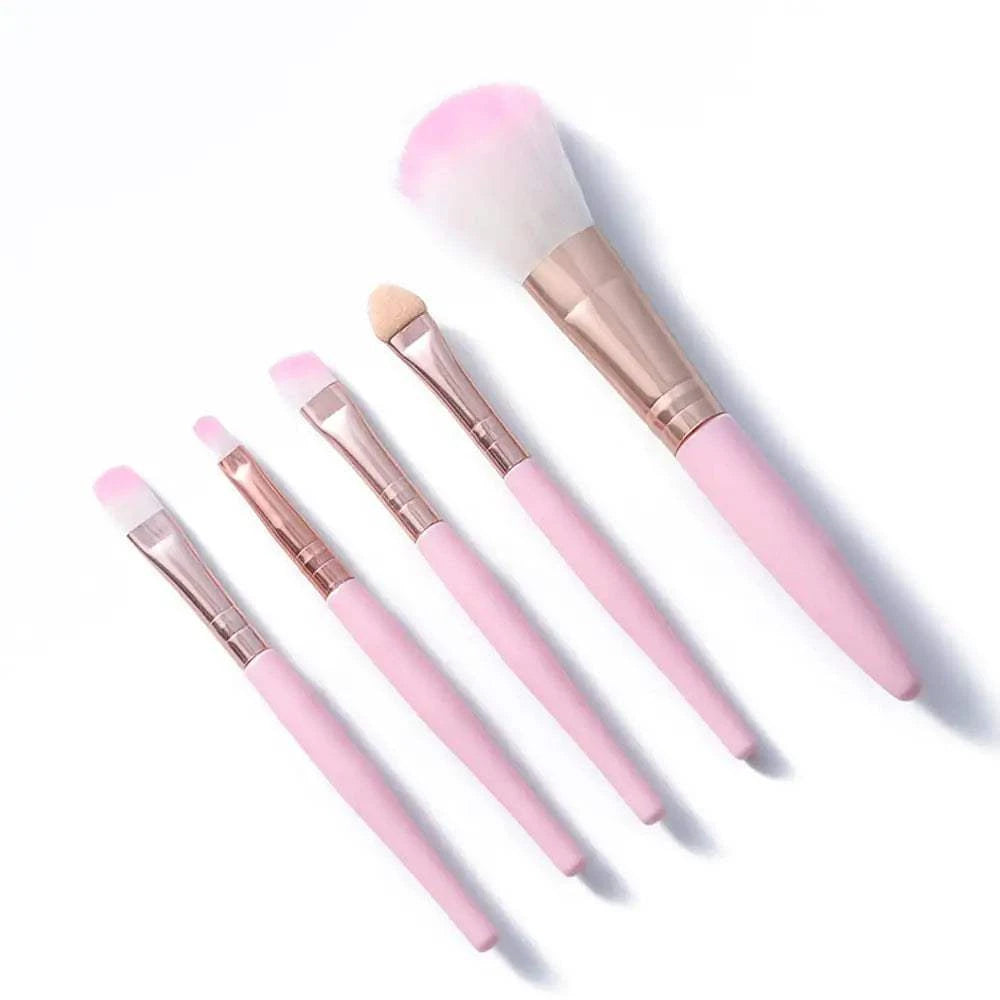 Enhance Your Makeup Routine with Our 5pcs Makeup Brush Set: Achieve Flawless Beauty Looks Every Time